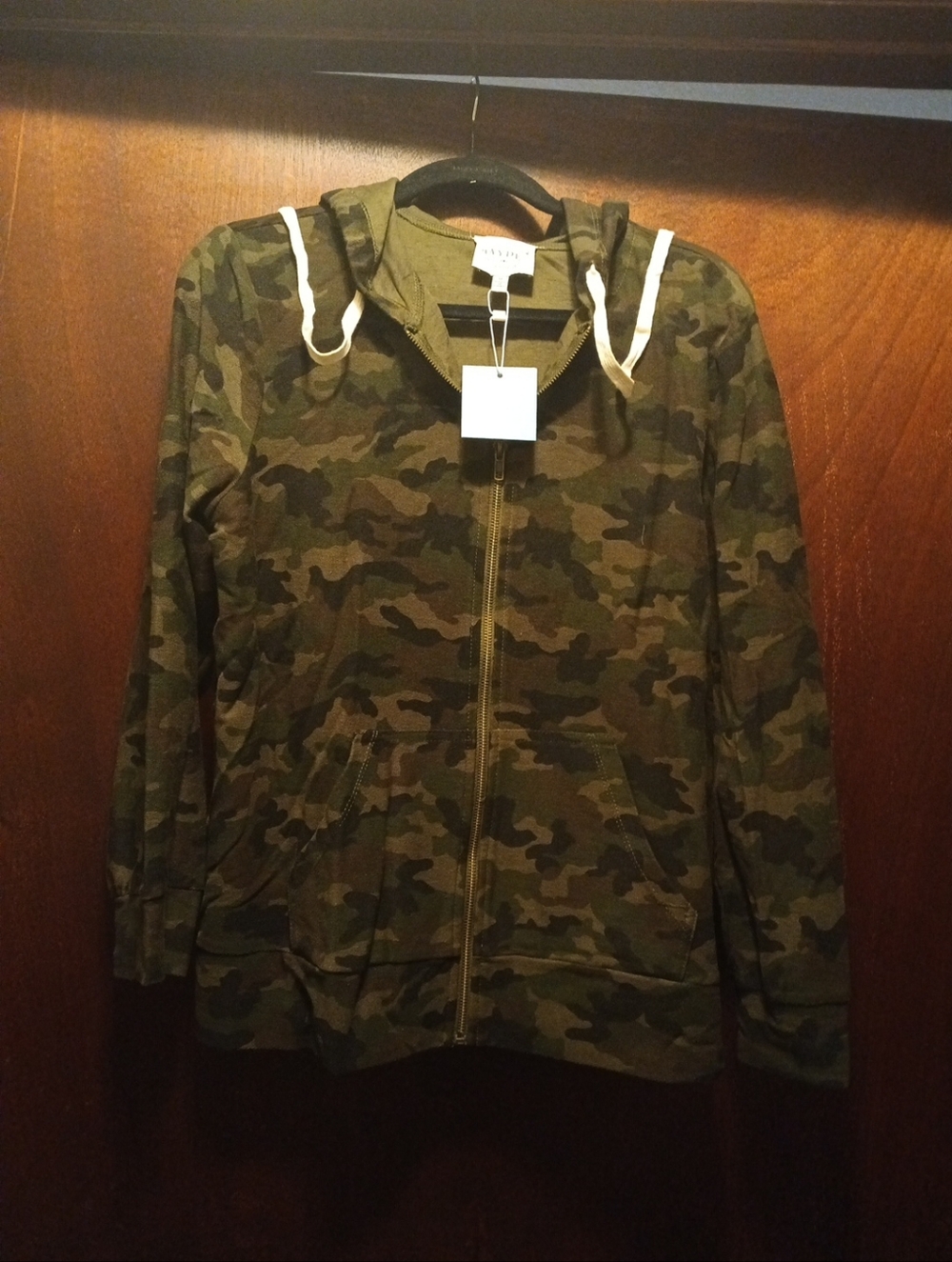 Hayden LA NWT Woman's Full Zipper Hoodie Lightweight Cammo Print Contrast Tie